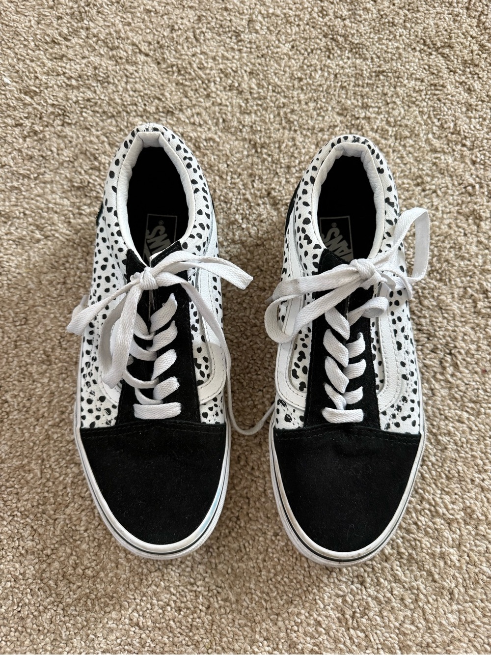 Vans Kids Black & White Dalmatian Old Skool Low Top Sneakers Size 4.5